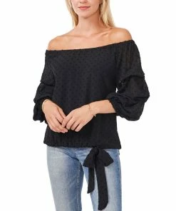 Vince Camuto Lip-Dot Off-The-Shoulder Top