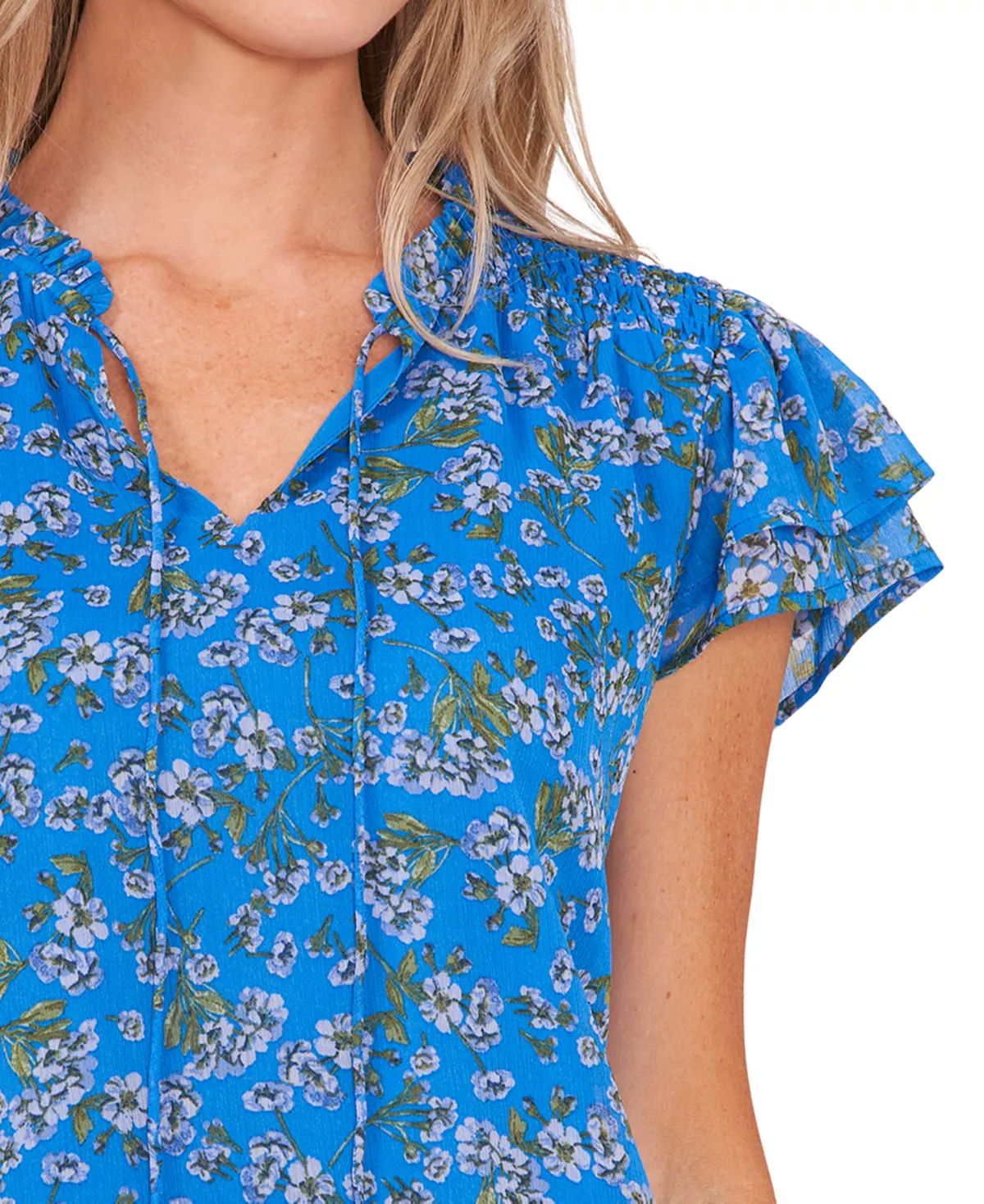 CeCe Women's Flutter Sleeve Floral Print Blouse - Image 4